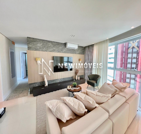 Imagem Apartamento com 4 Quartos à Venda, 132 m² em Centro - Balneário Camboriú Imagem Apartamento com 4 Quartos à Venda, 132 m² em Centro - Balneário Camboriú