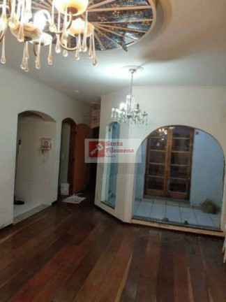 Imagem Casa com 4 Quartos à Venda, 631 m² em Campestre - Santo André