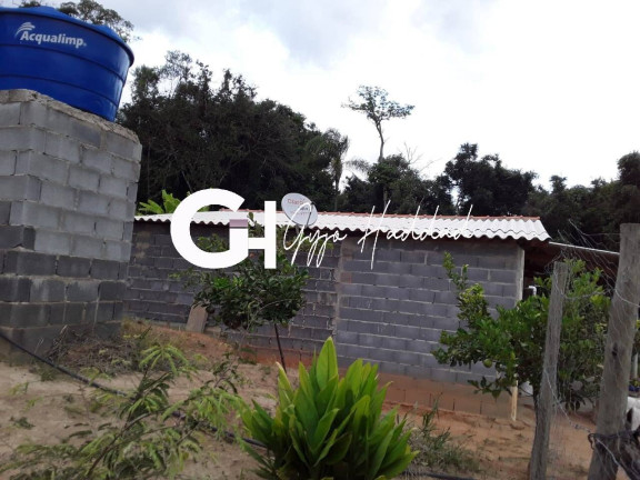 Imagem Chácara com 2 Quartos à Venda, 2.374 m² em Piedade