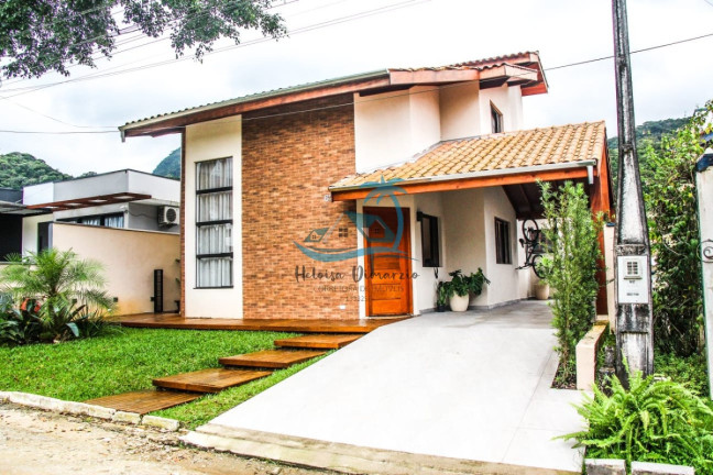 Casa de Condomínio com 3 Quartos à Venda, 180 m² em Horto Florestal - Ubatuba