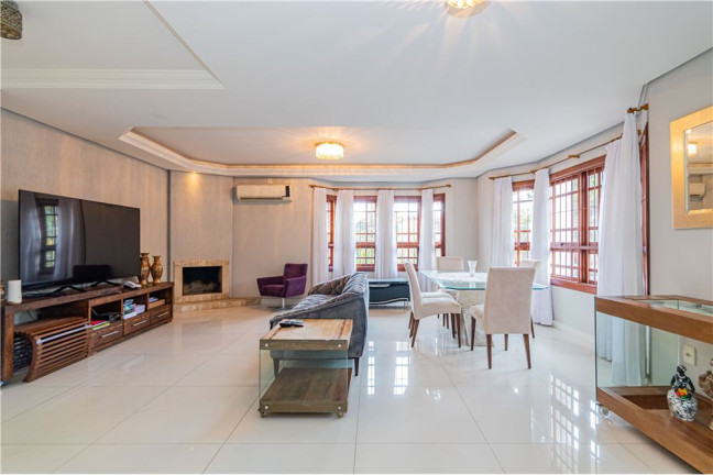 Imagem Casa com 3 Quartos à Venda, em Jardim Planalto - Porto Alegre Imagem Casa com 3 Quartos à Venda, em Jardim Planalto - Porto Alegre