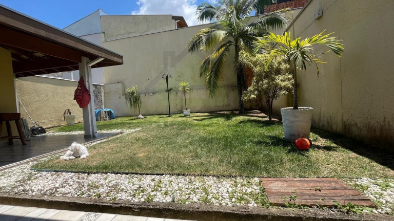 Imagem Casa de Condomínio com 3 Quartos à Venda, 300 m² em Loteamento Villa Branca - Jacareí Imagem Casa de Condomínio com 3 Quartos à Venda, 300 m² em Loteamento Villa Branca - Jacareí