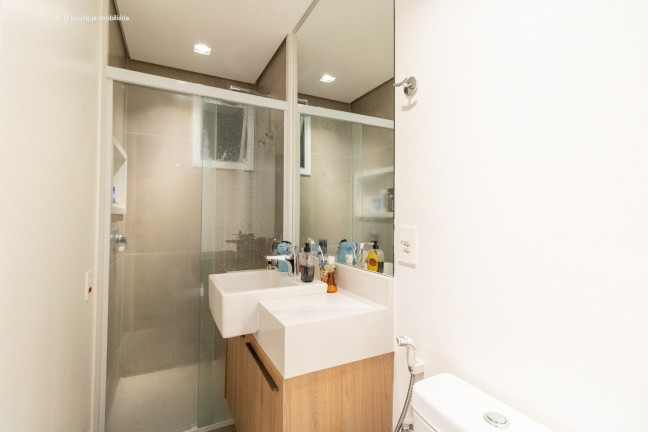Imagem Apartamento com 2 Quartos à Venda,  em Pinheiros - São Paulo