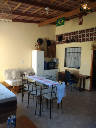 Imagem Casa com 3 Quartos à Venda, 230 m² em Centro - Navegantes Imagem Casa com 3 Quartos à Venda, 230 m² em Centro - Navegantes