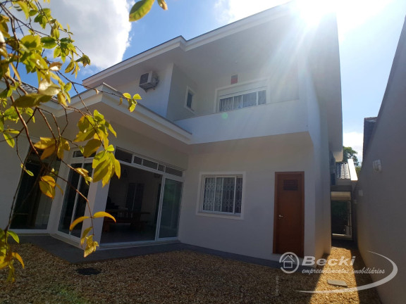 Imagem Casa com 3 Quartos à Venda, 314 m² em Floresta - Joinville Imagem Casa com 3 Quartos à Venda, 314 m² em Floresta - Joinville