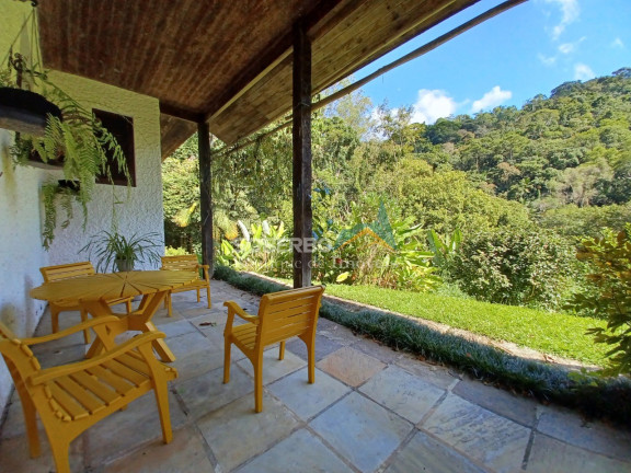 Imagem Imóvel com 7 Quartos à Venda, 110.000 m² em Prata Dos Aredes - Teresópolis Imagem Imóvel com 7 Quartos à Venda, 110.000 m² em Prata Dos Aredes - Teresópolis