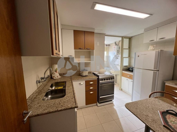 Imagem Apartamento com 2 Quartos à Venda, 102 m² em Menino Deus - Porto Alegre