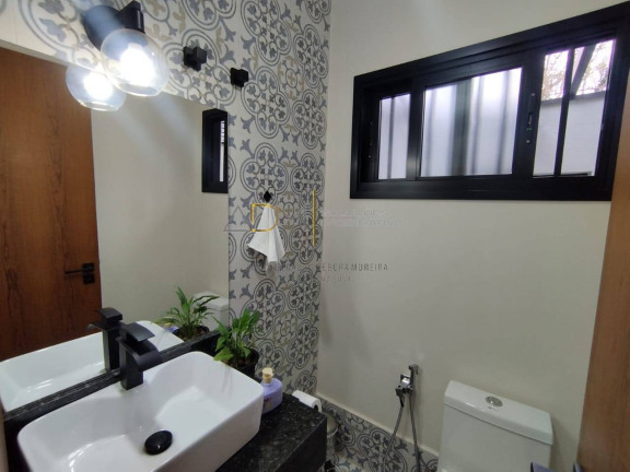 Imagem Casa com 3 Quartos à Venda, 200 m² em Centro - Botucatu Imagem Casa com 3 Quartos à Venda, 200 m² em Centro - Botucatu