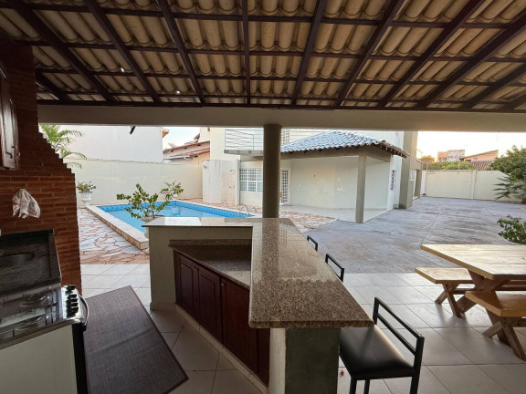 Imagem Sobrado com 5 Quartos à Venda, 600 m² em Jardim Califórnia - Cuiabá Imagem Sobrado com 5 Quartos à Venda, 600 m² em Jardim Califórnia - Cuiabá