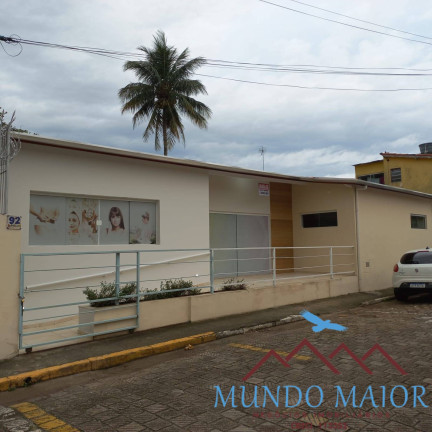 Imagem Casa com 3 Quartos à Venda, 217 m² em Centro - São Sebastião
