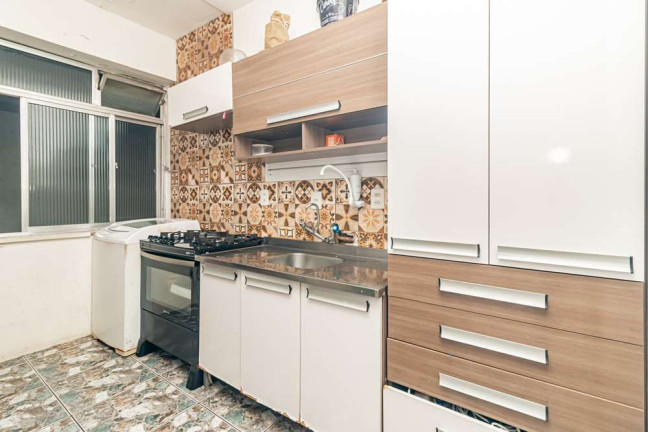 Imagem Imóvel com 2 Quartos à Venda, em Higienópolis - Porto Alegre Imagem Imóvel com 2 Quartos à Venda, em Higienópolis - Porto Alegre