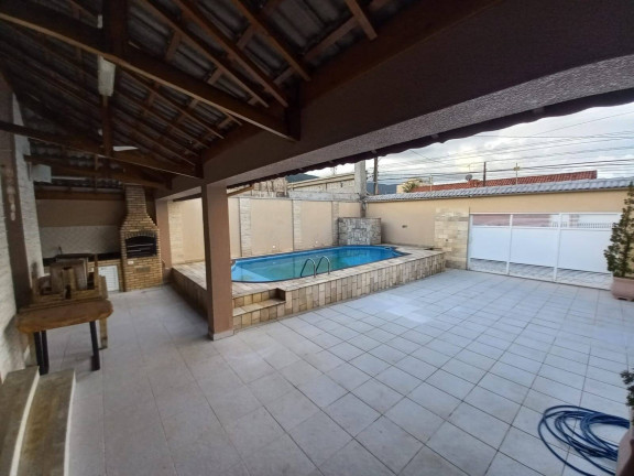 Imagem Casa com 4 Quartos à Venda, em Praia Grande Imagem Casa com 4 Quartos à Venda, em Praia Grande