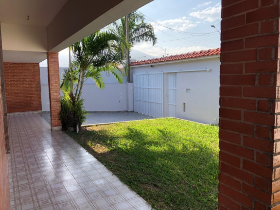 Imagem Casa com 3 Quartos à Venda, 272 m² em Flórida - Praia Grande