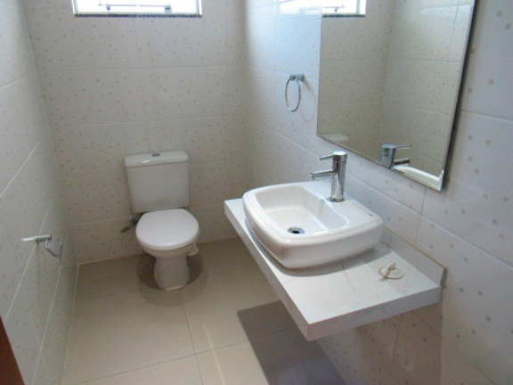Imagem Casa com 4 Quartos à Venda, 200 m² em Florianópolis Imagem Casa com 4 Quartos à Venda, 200 m² em Florianópolis