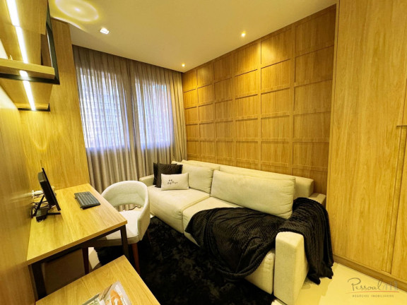 Imagem Apartamento com 2 Quartos à Venda, 132 m² em Centro - Florianópolis Imagem Apartamento com 2 Quartos à Venda, 132 m² em Centro - Florianópolis