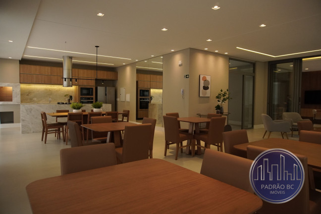 Imagem Apartamento com 3 Quartos à Venda, 147 m² em Hugo Lange - Curitiba Imagem Apartamento com 3 Quartos à Venda, 147 m² em Hugo Lange - Curitiba