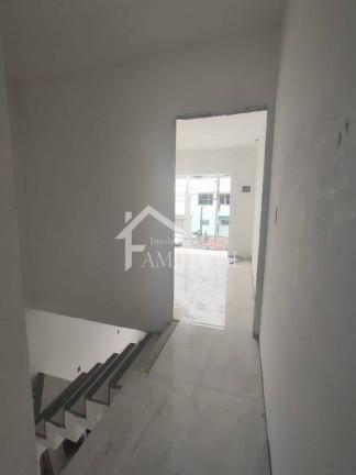 Imagem Casa com 2 Quartos à Venda, 63 m² em Espinheiros - Joinville