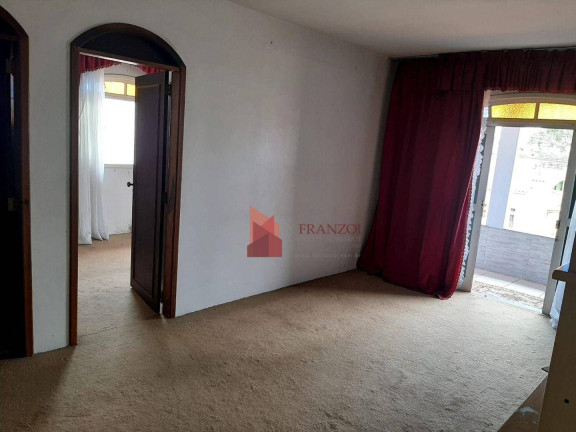 Imagem Sobrado com 5 Quartos à Venda, 330 m² em São João - Itajaí Imagem Sobrado com 5 Quartos à Venda, 330 m² em São João - Itajaí
