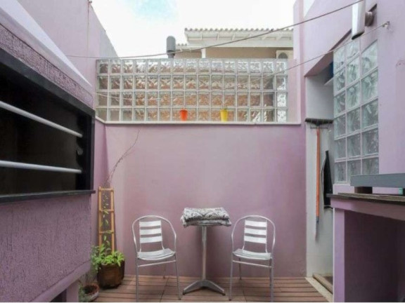 Imagem Sobrado com 3 Quartos à Venda, 134 m² em Jardim Itu - Porto Alegre Imagem Sobrado com 3 Quartos à Venda, 134 m² em Jardim Itu - Porto Alegre