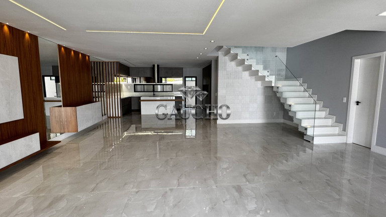 Imagem Casa com 5 Quartos à Venda, 490 m² em Recreio Dos Bandeirantes - Rio De Janeiro Imagem Casa com 5 Quartos à Venda, 490 m² em Recreio Dos Bandeirantes - Rio De Janeiro