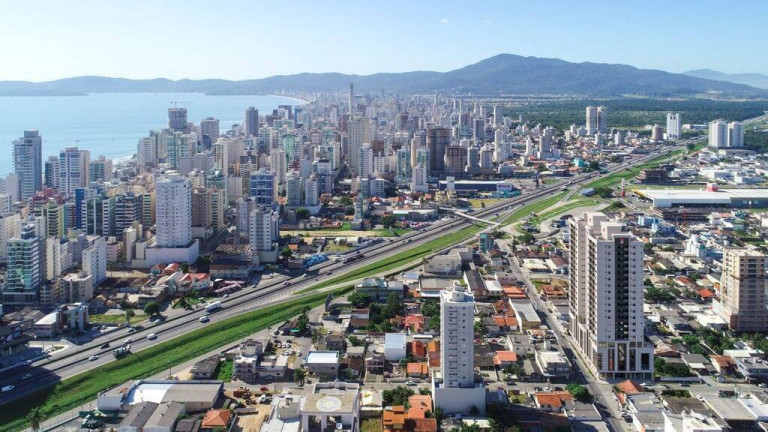 Imagem Apartamento com 2 Quartos à Venda, 63 m² em Morretes - Itapema