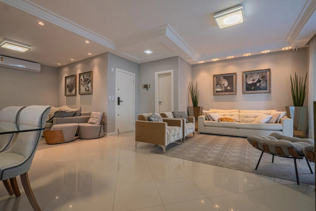 Imagem Apartamento com 4 Quartos à Venda, 195 m² em Meia Praia - Itapema Imagem Apartamento com 4 Quartos à Venda, 195 m² em Meia Praia - Itapema
