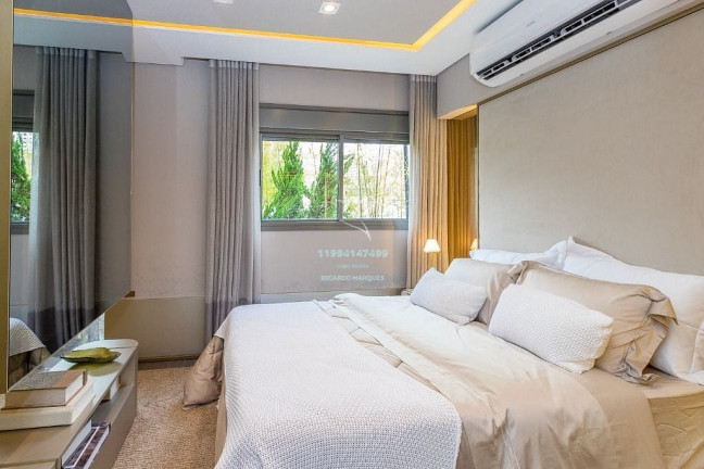 Imagem Apartamento com 2 Quartos à Venda, 61 m² em Moema - São Paulo