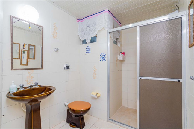 Imagem Imóvel com 3 Quartos à Venda, em Jardim Itu - Porto Alegre Imagem Imóvel com 3 Quartos à Venda, em Jardim Itu - Porto Alegre