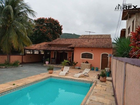 Imagem Casa com 3 Quartos à Venda, 420 m² em Piratininga - Niterói