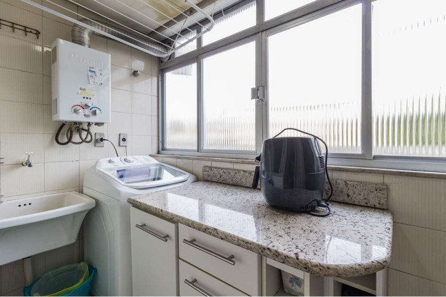 Imagem Apartamento com 3 Quartos à Venda, 88 m² em Jardim Botânico - Porto Alegre Imagem Apartamento com 3 Quartos à Venda, 88 m² em Jardim Botânico - Porto Alegre