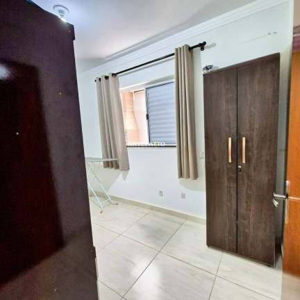 Imagem Apartamento com 2 Quartos à Venda, 68 m² Imagem Apartamento com 2 Quartos à Venda, 68 m²