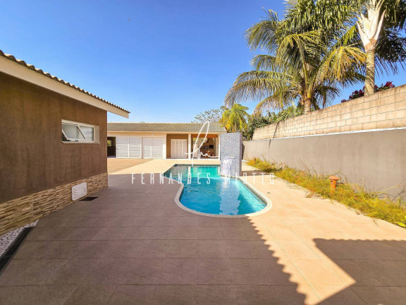 Imagem Casa de Condomínio com 4 Quartos à Venda, 900 m² em Residencial Dos Lagos - Itupeva