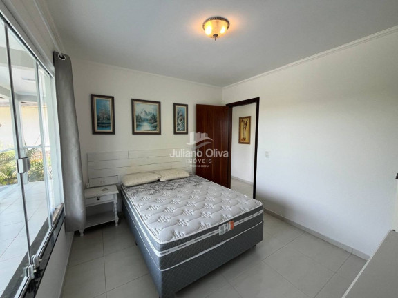Imagem Sobrado com 4 Quartos à Venda, 257 m² em Barra Do Sai - Itapoá