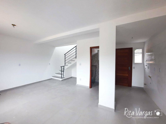 Imagem Sobrado com 2 Quartos à Venda, 65 m² em Tarumã - Viamão Imagem Sobrado com 2 Quartos à Venda, 65 m² em Tarumã - Viamão