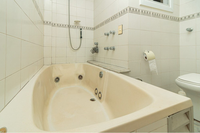 Imagem Imóvel com 2 Quartos à Venda, 63 m² em Santa Cecília - Porto Alegre Imagem Imóvel com 2 Quartos à Venda, 63 m² em Santa Cecília - Porto Alegre