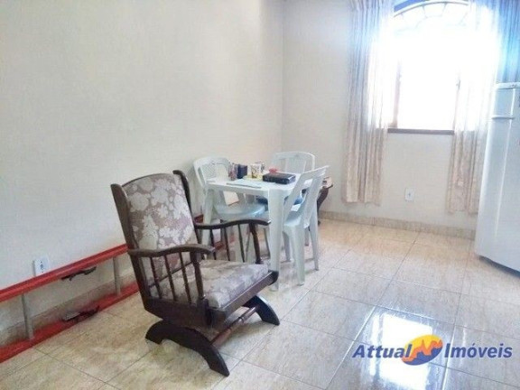 Imagem Casa com 4 Quartos à Venda, 82 m² em Artistas - Teresópolis