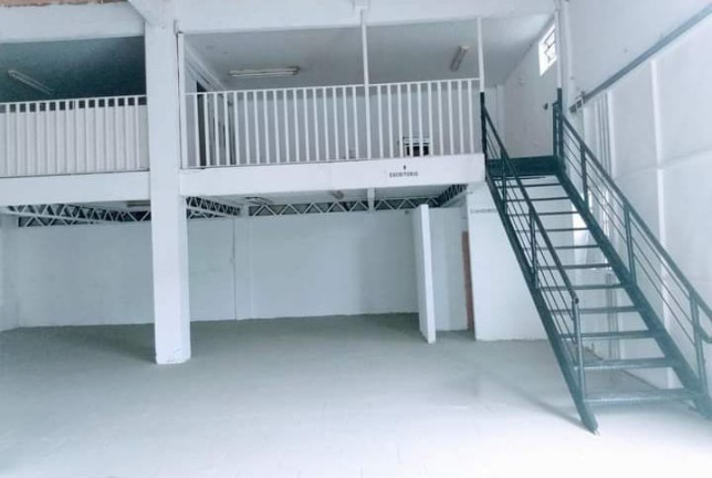 Imagem Imóvel com 6 Quartos à Venda, 78 m² em Vila Princesa Izabel - Cachoeirinha Imagem Imóvel com 6 Quartos à Venda, 78 m² em Vila Princesa Izabel - Cachoeirinha