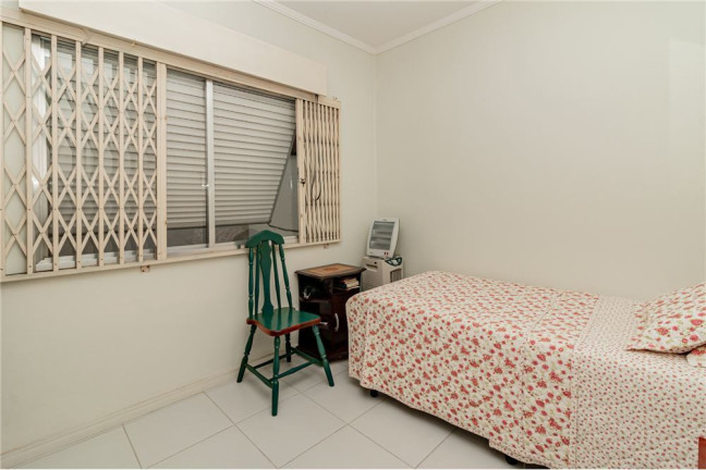 Imagem Imóvel com 2 Quartos à Venda, em Menino Deus - Porto Alegre Imagem Imóvel com 2 Quartos à Venda, em Menino Deus - Porto Alegre