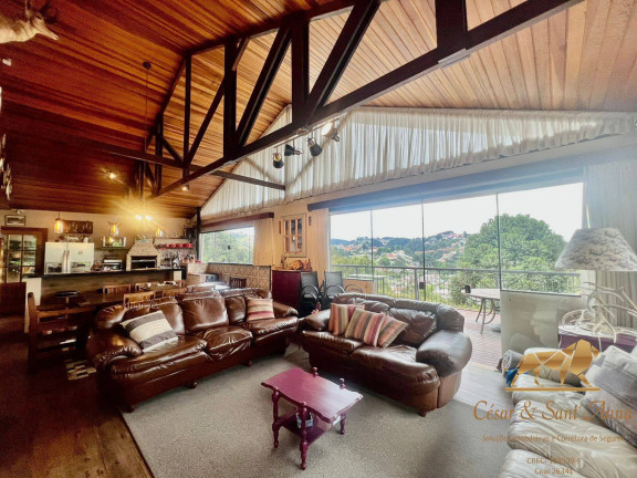 Imagem Casa com 4 Quartos à Venda, 1.116 m² em V Telma - Campos Do Jordão Imagem Casa com 4 Quartos à Venda, 1.116 m² em V Telma - Campos Do Jordão