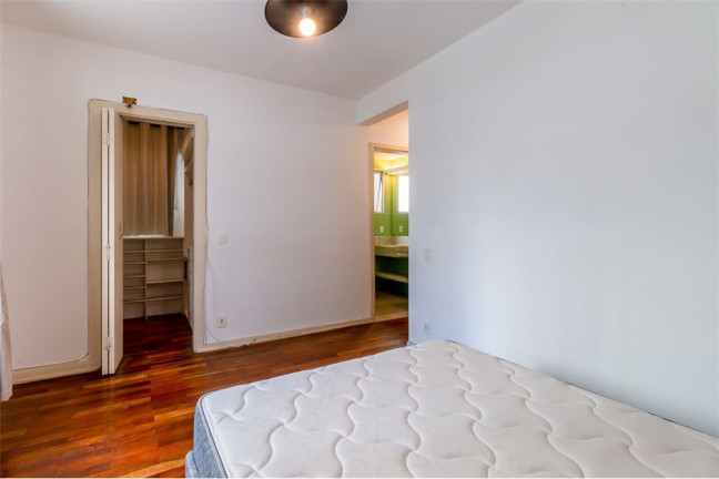 Imagem Imóvel com 3 Quartos à Venda, em Santa Cecília - São Paulo Imagem Imóvel com 3 Quartos à Venda, em Santa Cecília - São Paulo