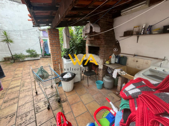 Imagem Casa com 2 Quartos à Venda, 200 m² em Vila Mogilar - Mogi Das Cruzes Imagem Casa com 2 Quartos à Venda, 200 m² em Vila Mogilar - Mogi Das Cruzes