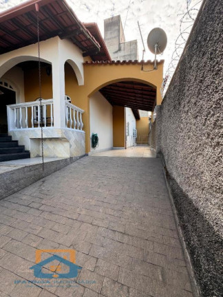 Imagem Casa com 3 Quartos à Venda, 160 m² em Imbaúbas - Ipatinga Imagem Casa com 3 Quartos à Venda, 160 m² em Imbaúbas - Ipatinga