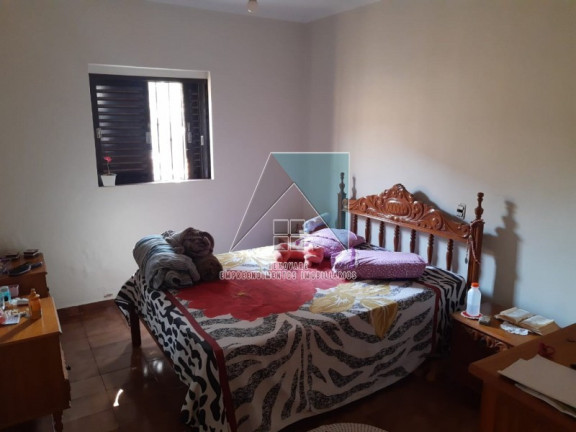 Imagem Casa com 3 Quartos à Venda, 213 m² em Monte Alegre - Ribeirão Preto Imagem Casa com 3 Quartos à Venda, 213 m² em Monte Alegre - Ribeirão Preto