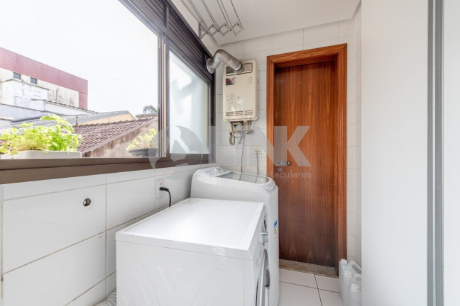 Imagem Apartamento com 2 Quartos à Venda, 77 m² em Petrópolis - Porto Alegre Imagem Apartamento com 2 Quartos à Venda, 77 m² em Petrópolis - Porto Alegre