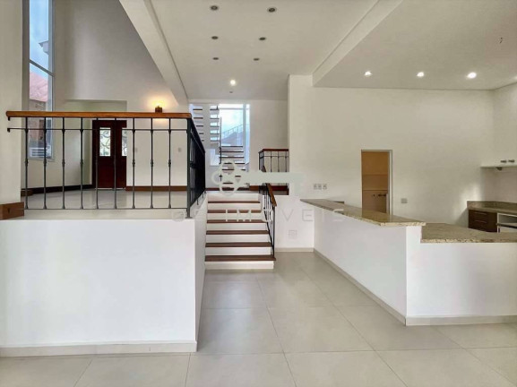 Imagem Casa de Condomínio com 3 Quartos à Venda, em Moinho Velho - Cotia Imagem Casa de Condomínio com 3 Quartos à Venda, em Moinho Velho - Cotia