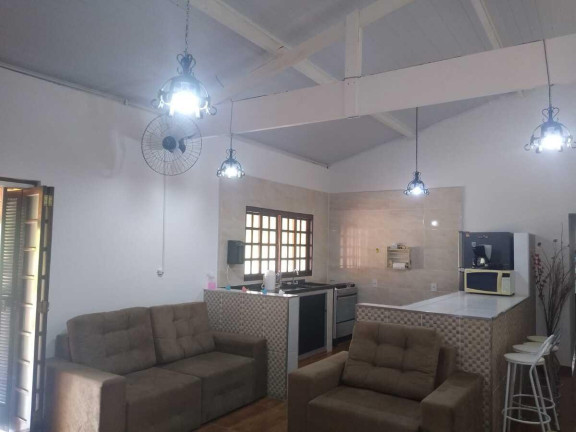 Imagem Chácara com 3 Quartos à Venda, 1.870 m² em Ibiúna