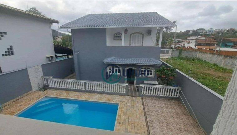 Imagem Casa com 3 Quartos à Venda, 315 m² em Piratininga - Niterói Imagem Casa com 3 Quartos à Venda, 315 m² em Piratininga - Niterói