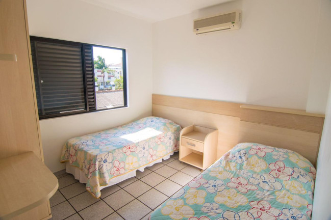 Imagem Apartamento com 2 Quartos para Alugar,  em Canasvieiras - Florianópolis