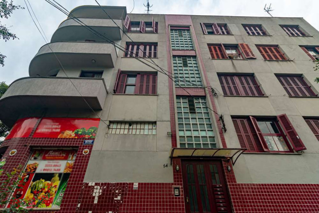 Imagem Imóvel com 3 Quartos à Venda, em Petrópolis - Porto Alegre Imagem Imóvel com 3 Quartos à Venda, em Petrópolis - Porto Alegre