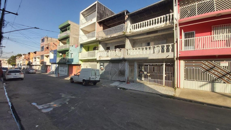 Imagem Casa com 3 Quartos à Venda, 240 m² em I.a.p.i. - Osasco Imagem Casa com 3 Quartos à Venda, 240 m² em I.a.p.i. - Osasco